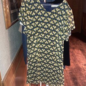 Navy & Yellow Floral Shift Dress